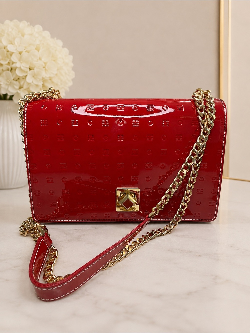 Arcadia Red Patent Leather Embossed Chain Shoulder Bag Made in Italy